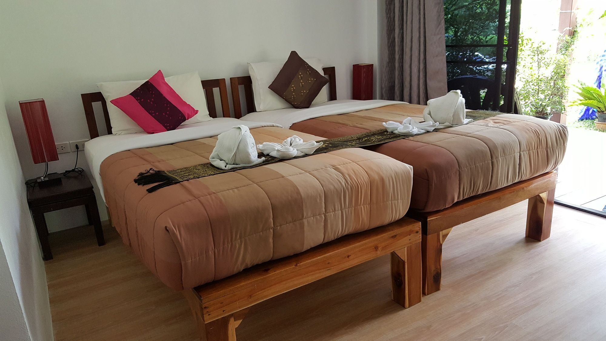 Montania Lifestyle Hotel Phanom Extérieur photo