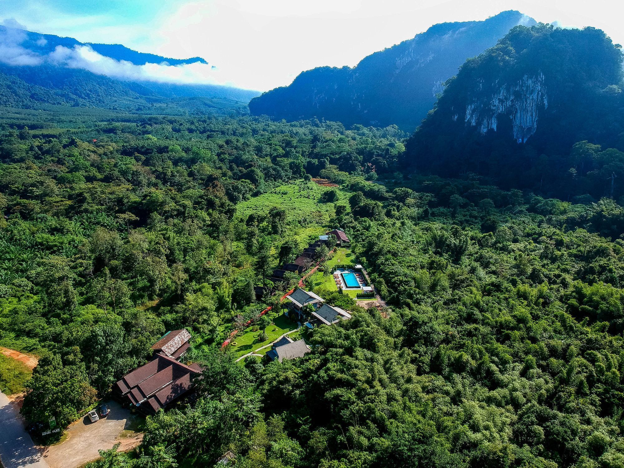 Montania Lifestyle Hotel Phanom Extérieur photo