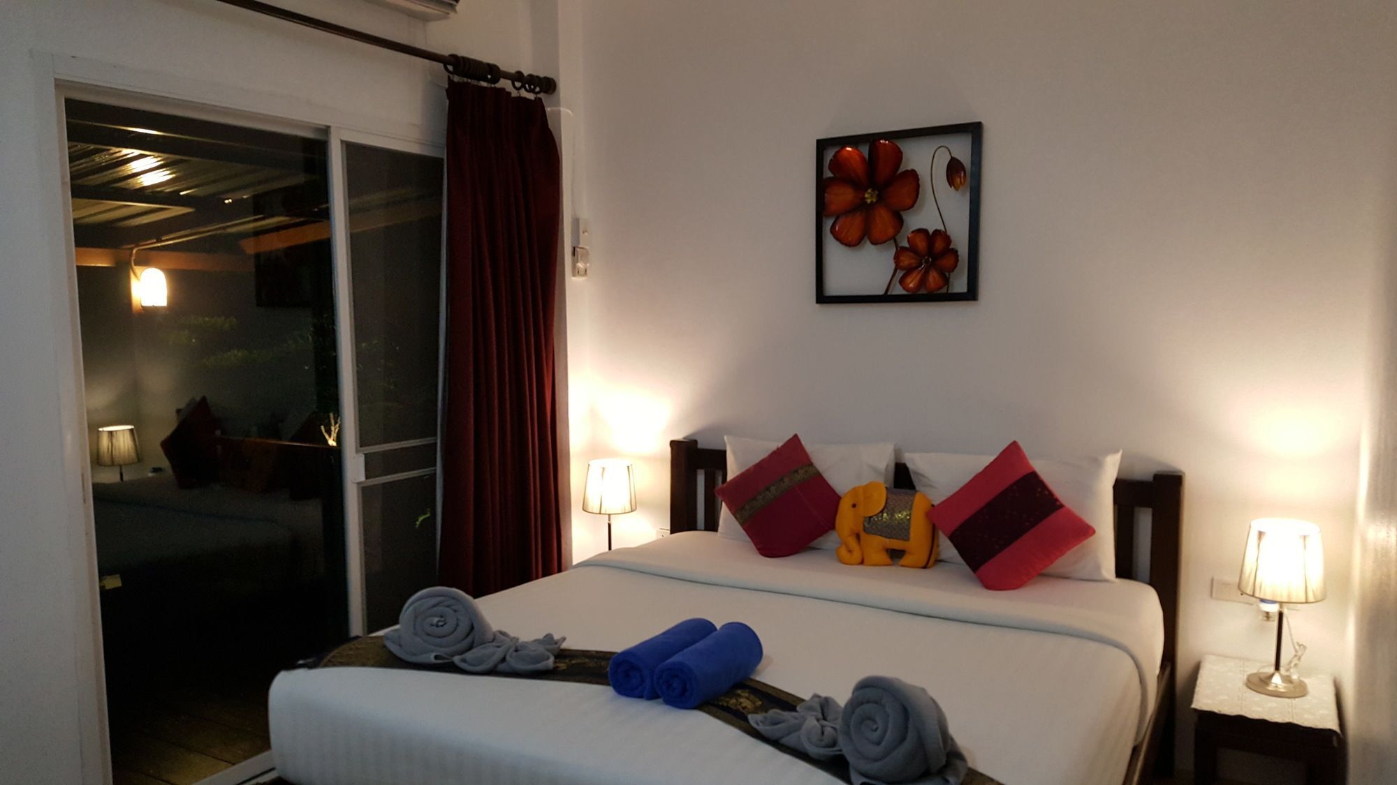 Montania Lifestyle Hotel Phanom Extérieur photo